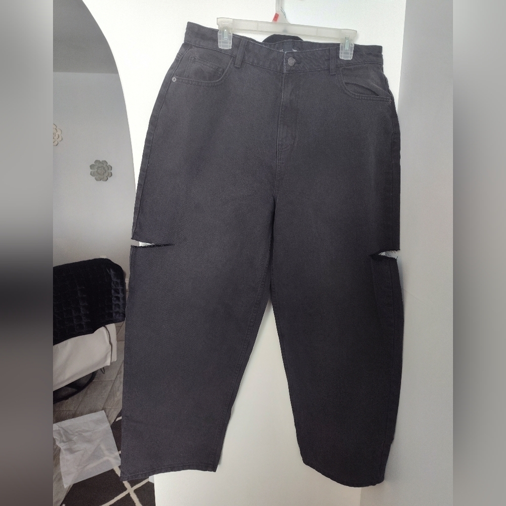 NWT Pretty little thing thigh split boyfriend jeans washed black size 12